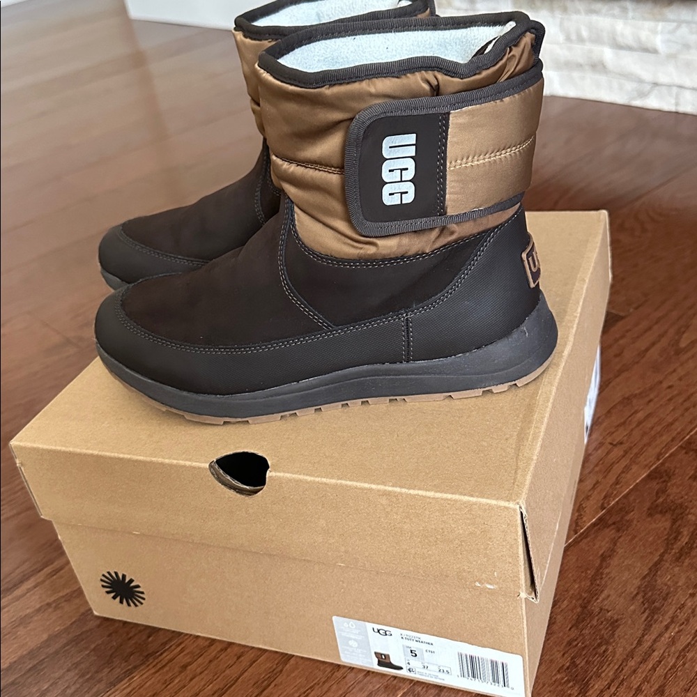 UGG Kids Toty Weather Boots - Picture 8 of 8
